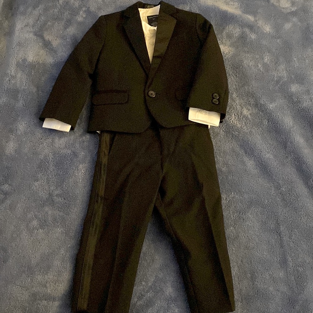 2T Nautica 3 piece baby boys formal suit tuxedo